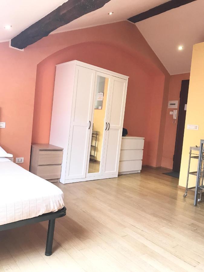 Casa Cairoli Διαμέρισμα Μιλάνο Δωμάτιο φωτογραφία